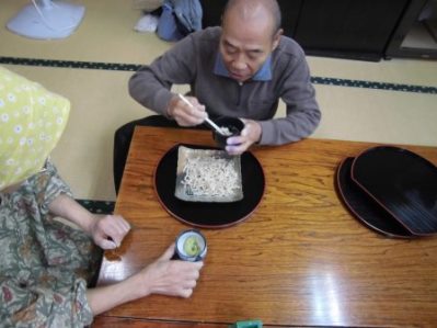 手打ちそば体験教室_H26.11.30.014.jpg